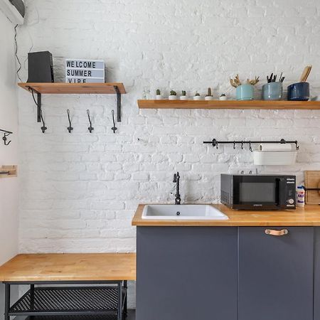 بودابست Black And White Apartment المظهر الخارجي الصورة