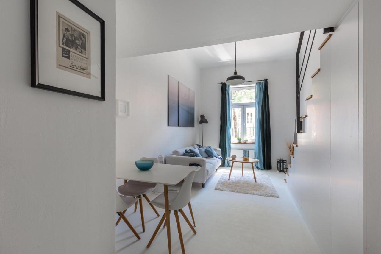 بودابست Black And White Apartment المظهر الخارجي الصورة