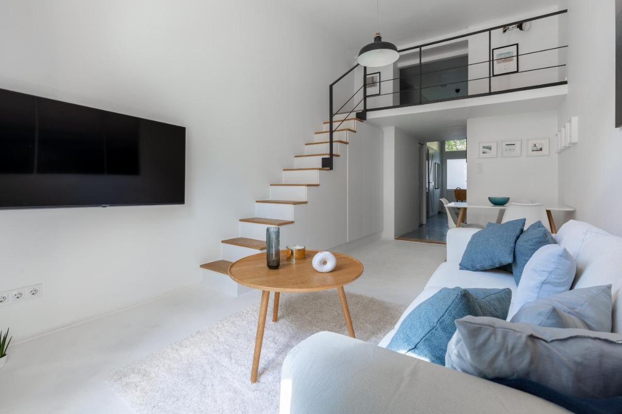 بودابست Black And White Apartment المظهر الخارجي الصورة